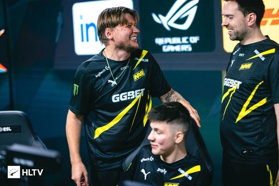 功的年轻球 功的年轻球