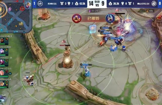 氛围中隆重 氛围中隆重